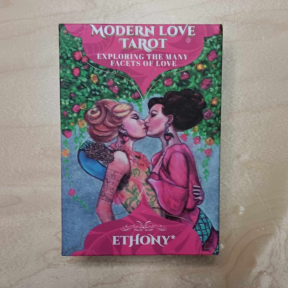 Modern Love Tarot Deck